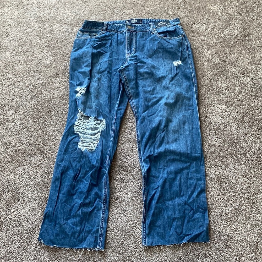 Hollister Low-Rise Dad Jeans SIZE 32x31 15R